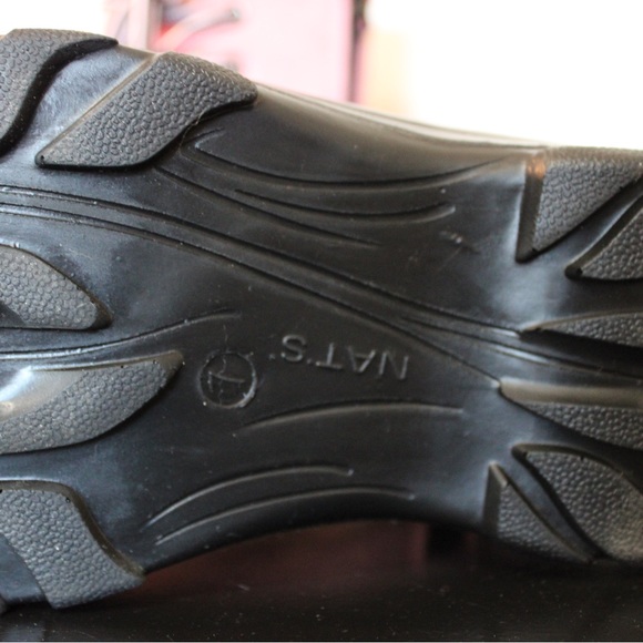 Size 7 pink women’s steel toed boots, never worn - Picture 2 of 3